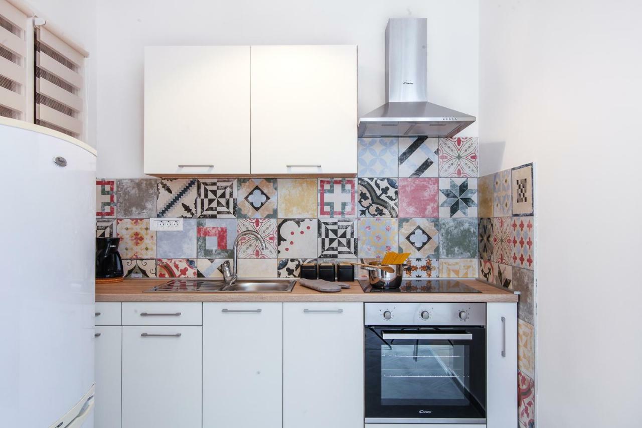 Kensi*** Apartamento